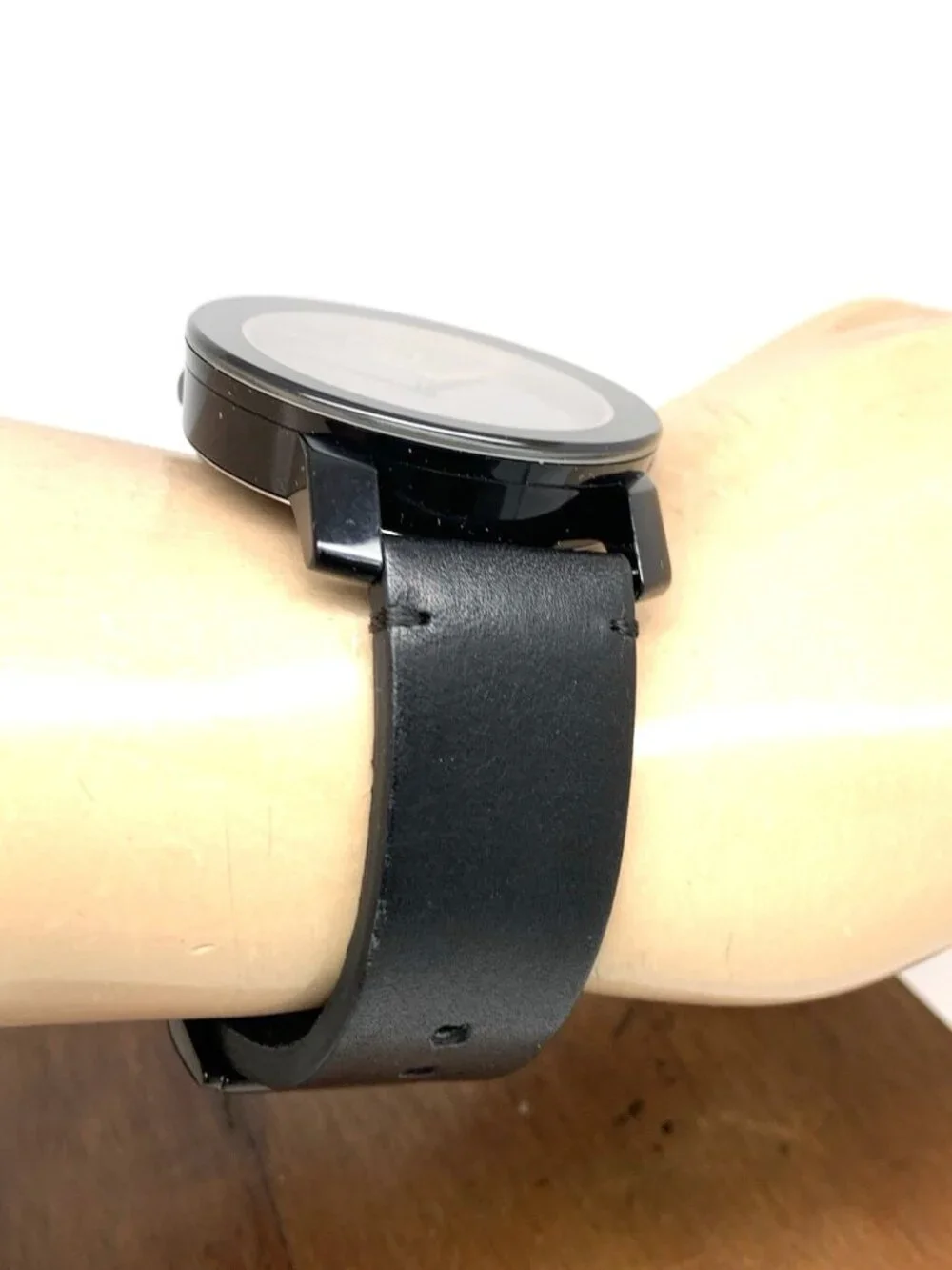 Movado Men's Watch 3600297 Bold Swiss Quartz Black Dial Leather Strap 42mm